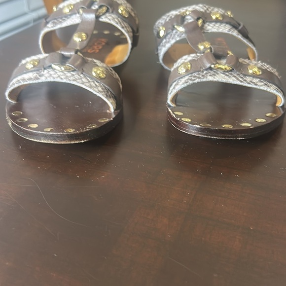 Michael Kors Brown Leather Sandal with Gold Embellishment Women Size 8 - Picture 6 of 14